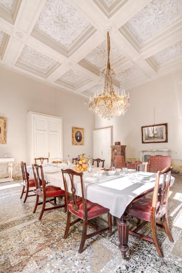 לינה וארוחת בוקר פירנצה Palazzo D'Oltrarno - Residenza D'Epoca מראה חיצוני תמונה