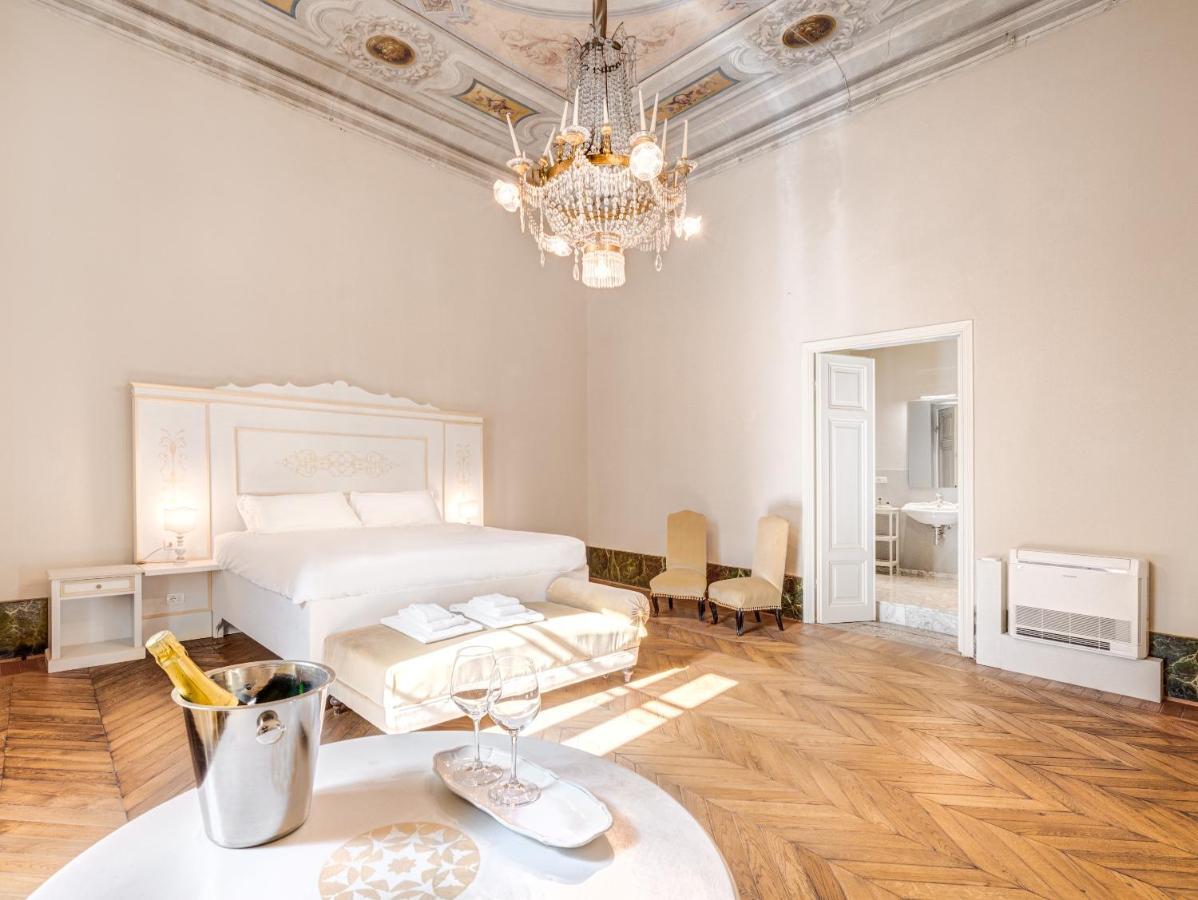 לינה וארוחת בוקר פירנצה Palazzo D'Oltrarno - Residenza D'Epoca מראה חיצוני תמונה